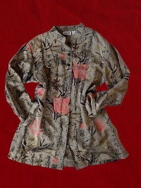 Chico's sillver Brocade Mandarin Jacket with Coral and Black Script